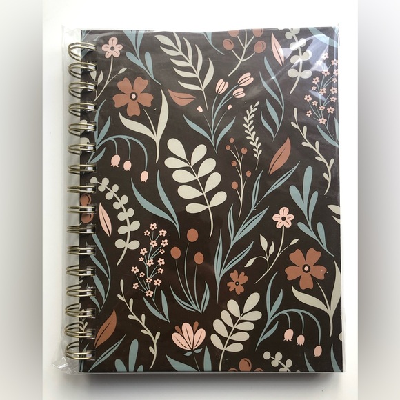 Notebook Set - Picture 2 of 3